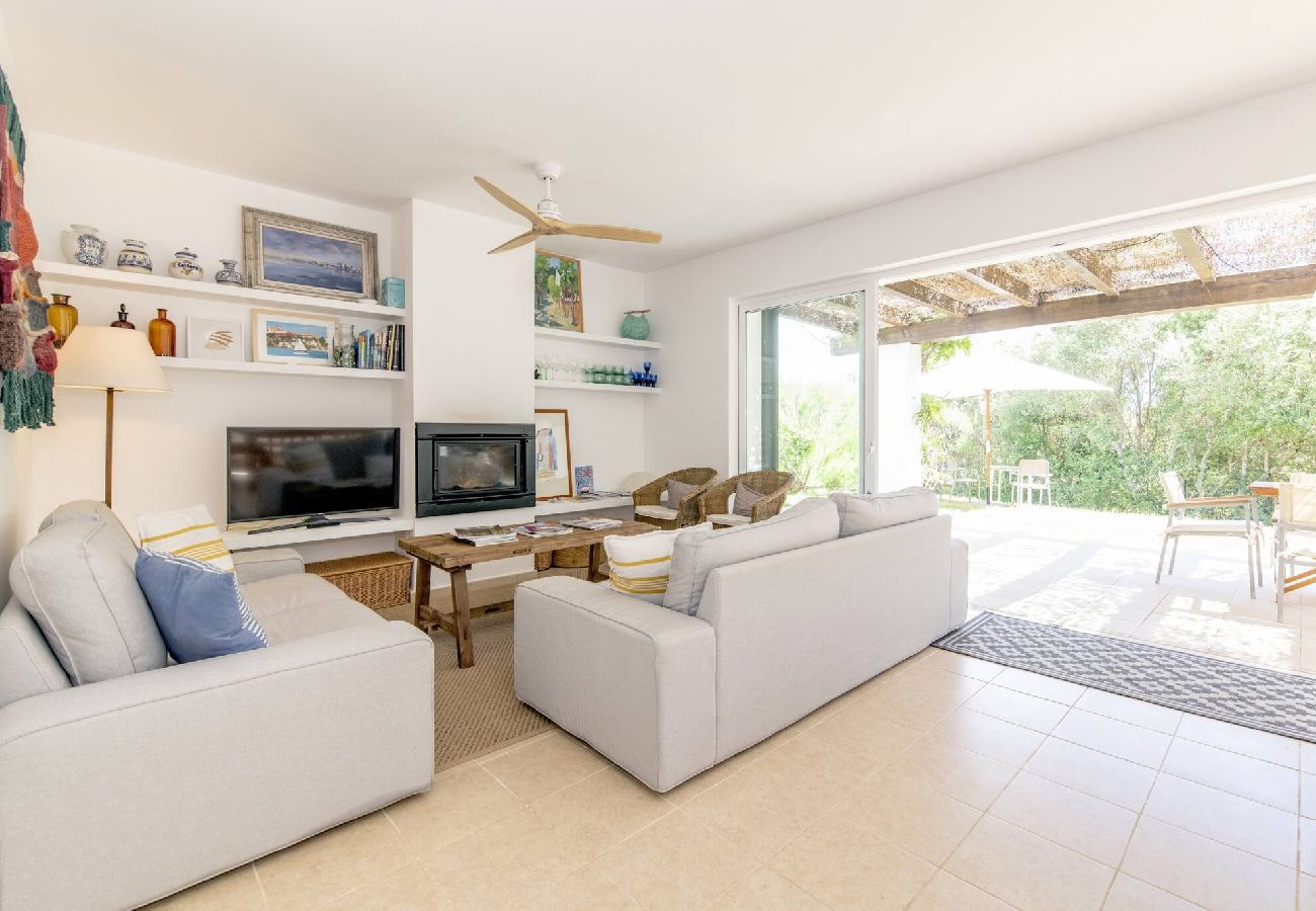 Villa en Biniancolla - Biniancolla Ginesta villa with communal pool