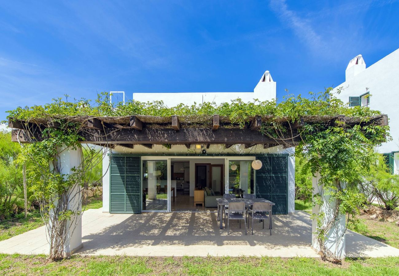 Villa en Biniancolla - Biniancolla Heura villa with communal pool