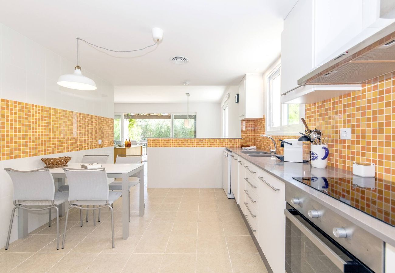 Villa en Biniancolla - Biniancolla Heura villa with communal pool