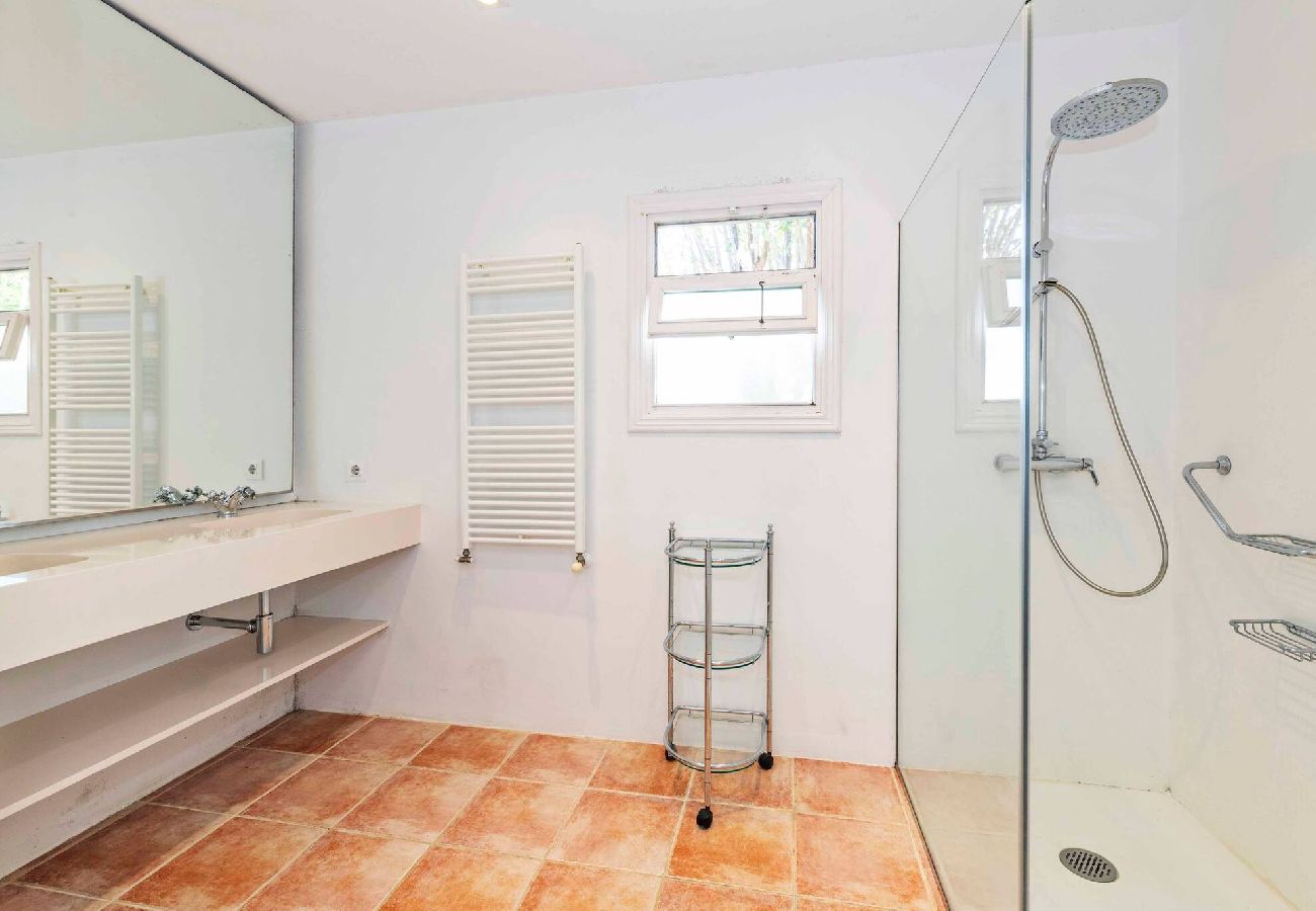 Villa en Es Castell - Villa Rosa — Garden & Pool Retreat