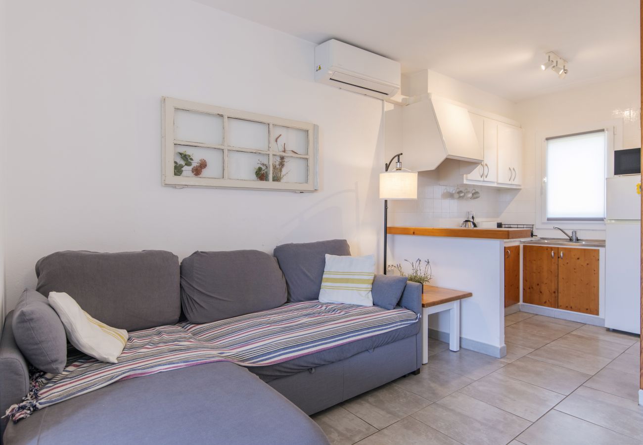 Apartamento en Es Mercadal - Apto 2 habitaciones (piscina y aire acondicionado) 