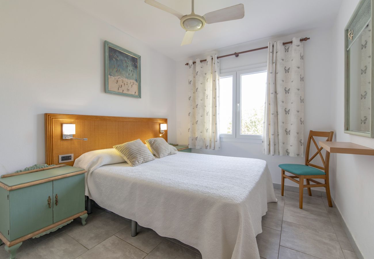 Apartamento en Es Mercadal - Apto 2 habitaciones (piscina y aire acondicionado) 