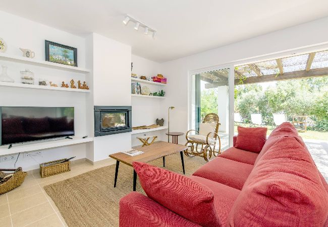 Villa in Biniancolla - Biniancolla Iris villa with communal pool