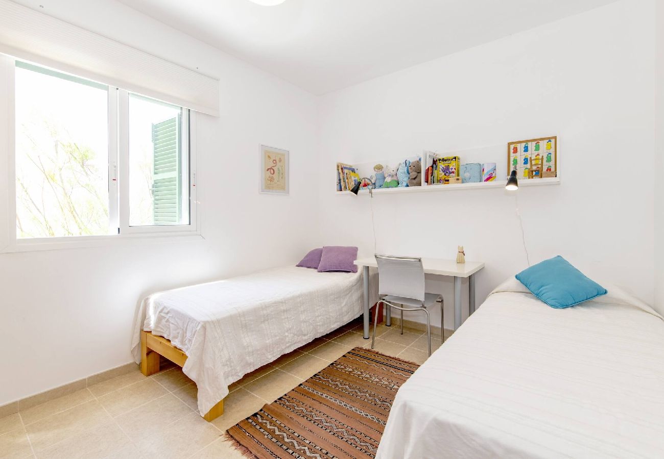 Villa in Biniancolla - Biniancolla Heura villa with communal pool