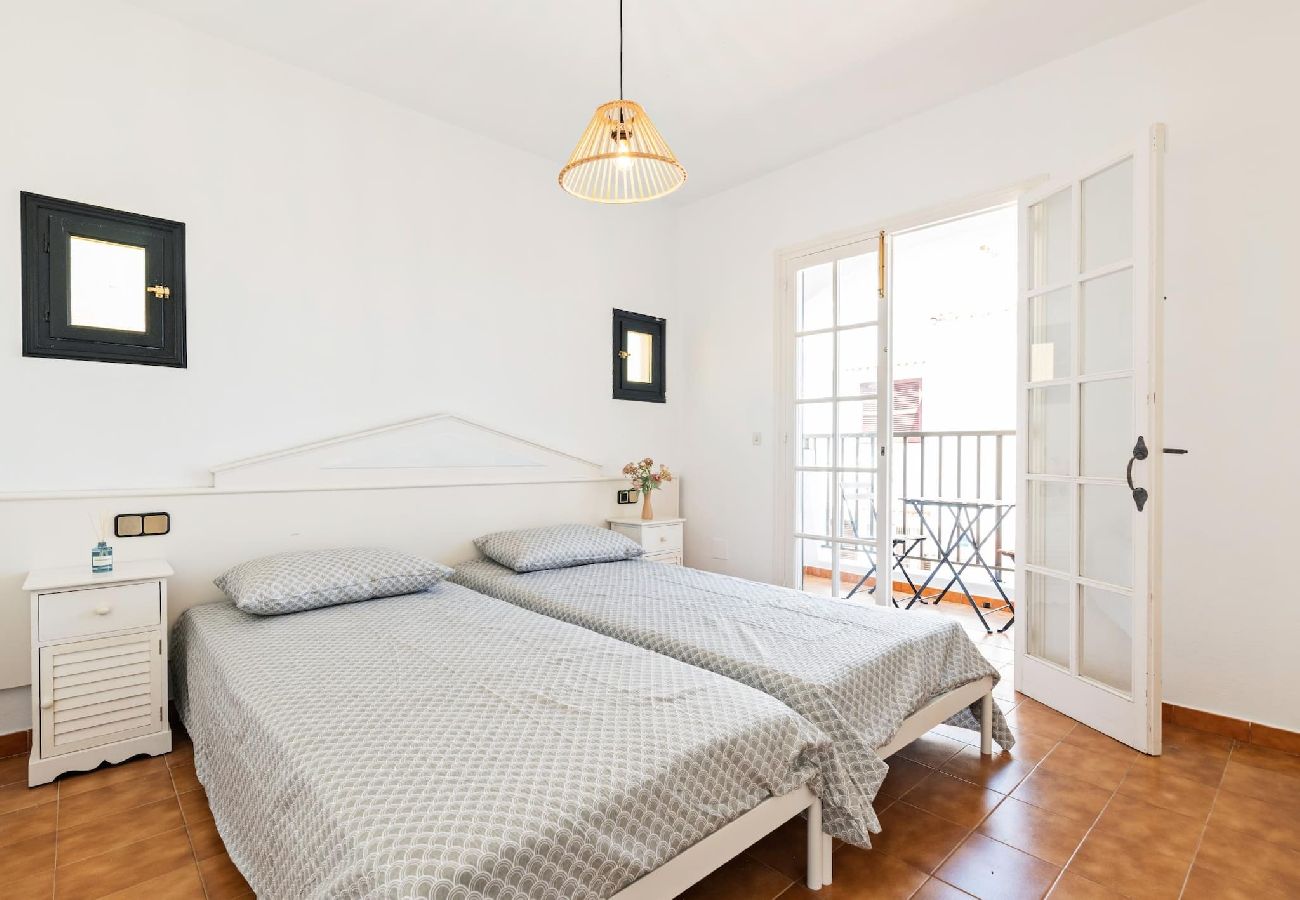 Ferienwohnung in Alaior - Siesta Mar 2 Family Deluxe Pool View Apt 51