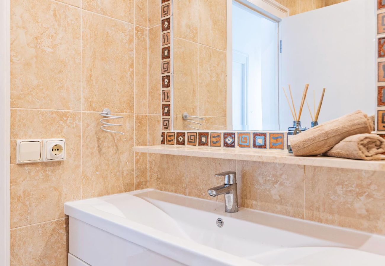 Ferienwohnung in Alaior - Siesta Mar 2 Family Deluxe Pool View Apt 51