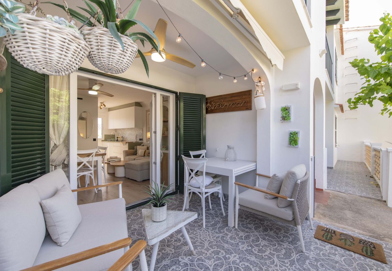 Residenz in Calan Porter - Small Boutique Apartment to Never Forget 