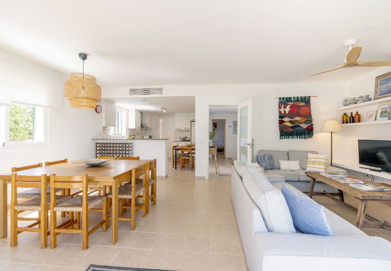 Villa in Biniancolla - Biniancolla Ginesta villa with communal pool