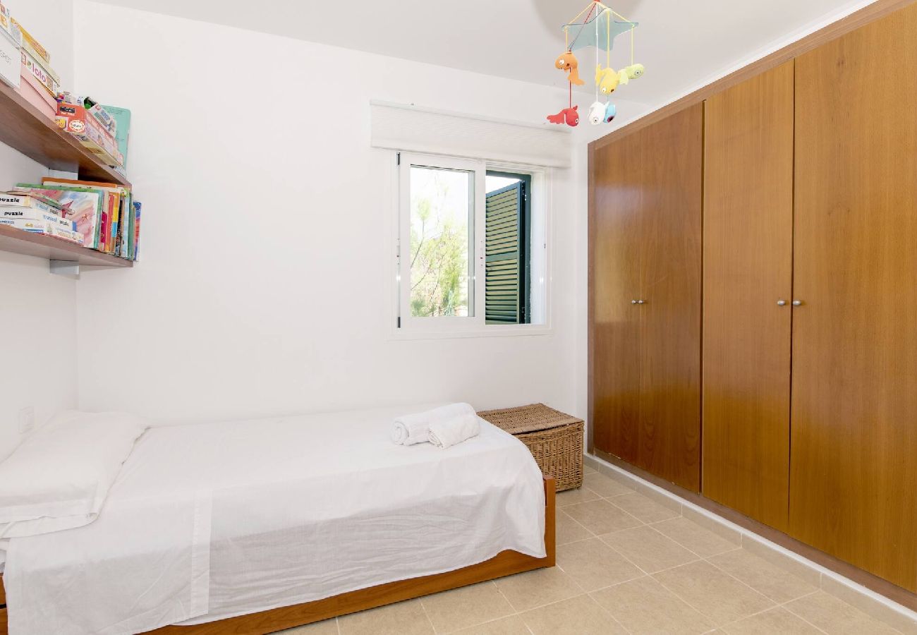 Villa in Biniancolla - Biniancolla Iris villa with communal pool