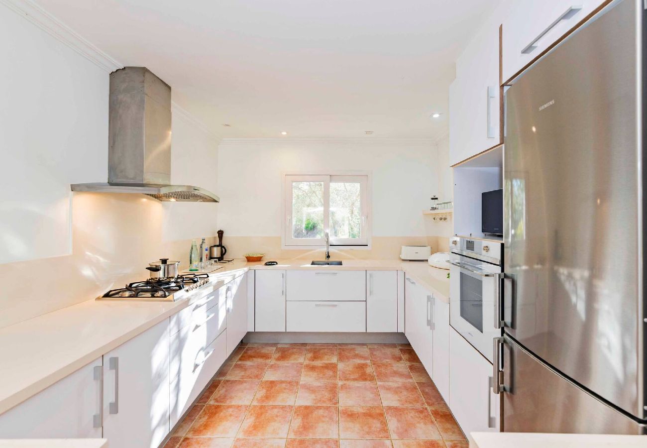 Villa in Es Castell - Villa Rosa — Garden & Pool Retreat