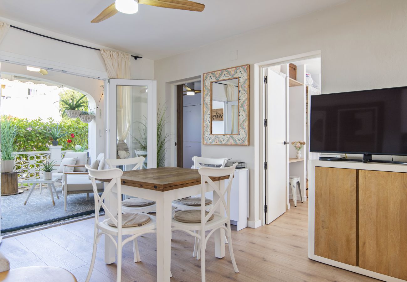 Residence in Calan Porter - Small Boutique Apartment to Never Forget 