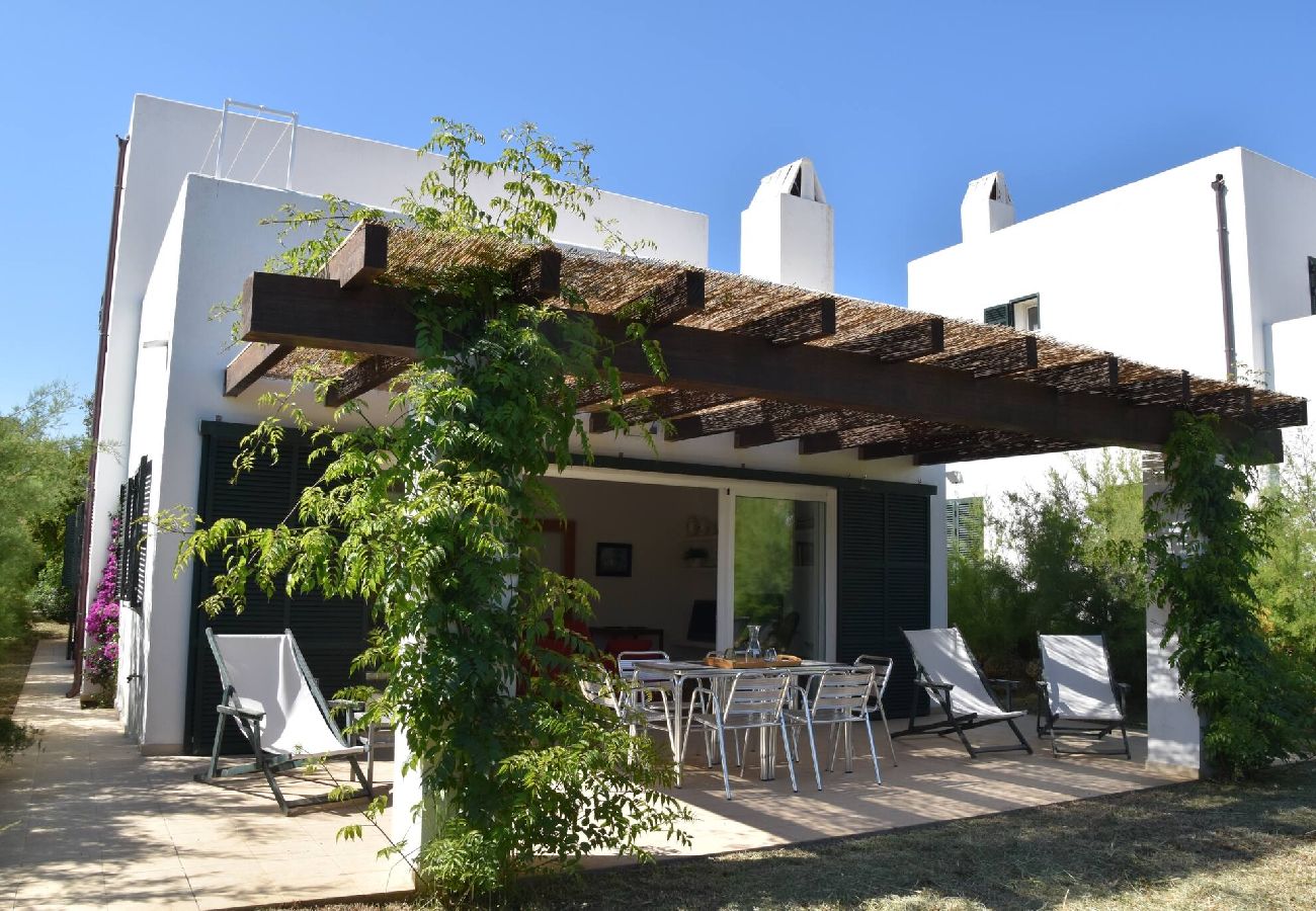 Villa à Biniancolla - Biniancolla Ginesta villa with communal pool