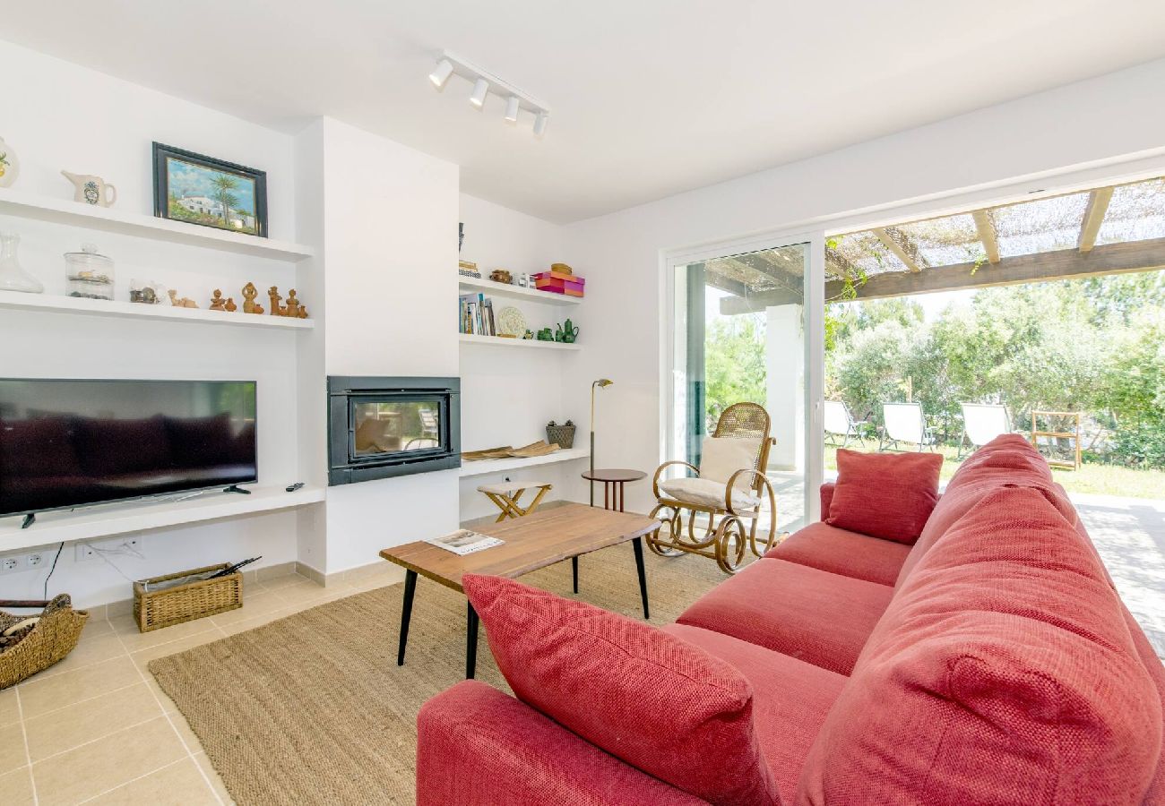 Villa à Biniancolla - Biniancolla Iris villa with communal pool