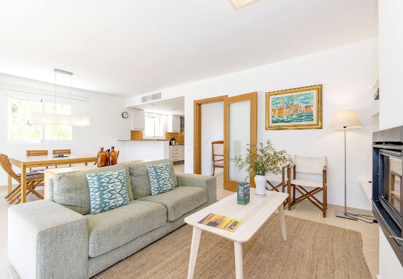 Villa à Biniancolla - Biniancolla Heura villa with communal pool