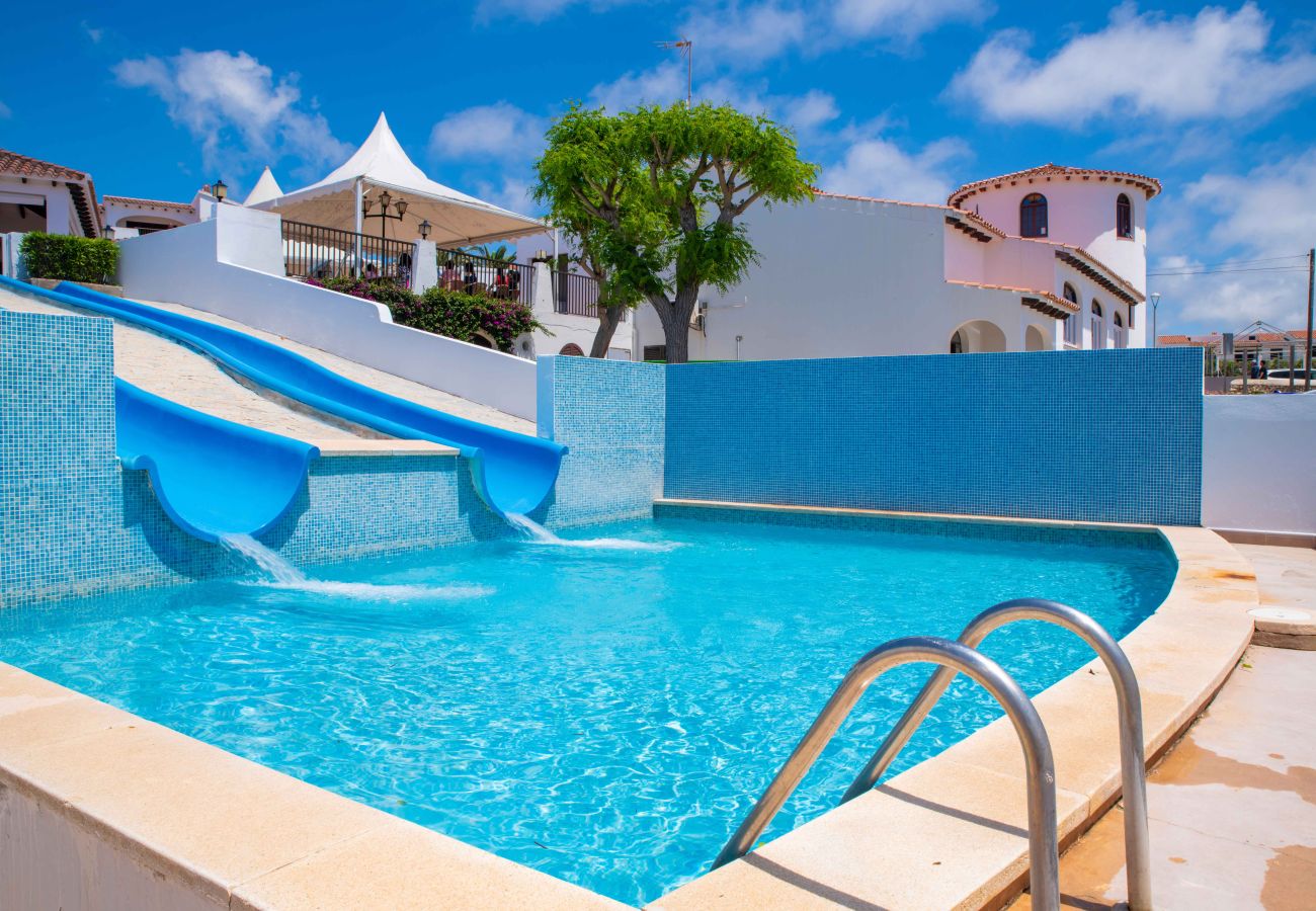 Appartement à Alaior - Siesta Family Premium Pool View
