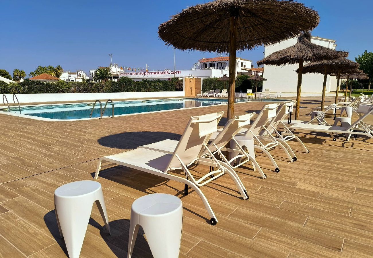Appartement à Es Mercadal - Apto 2 habitaciones (piscina y aire acondicionado) 